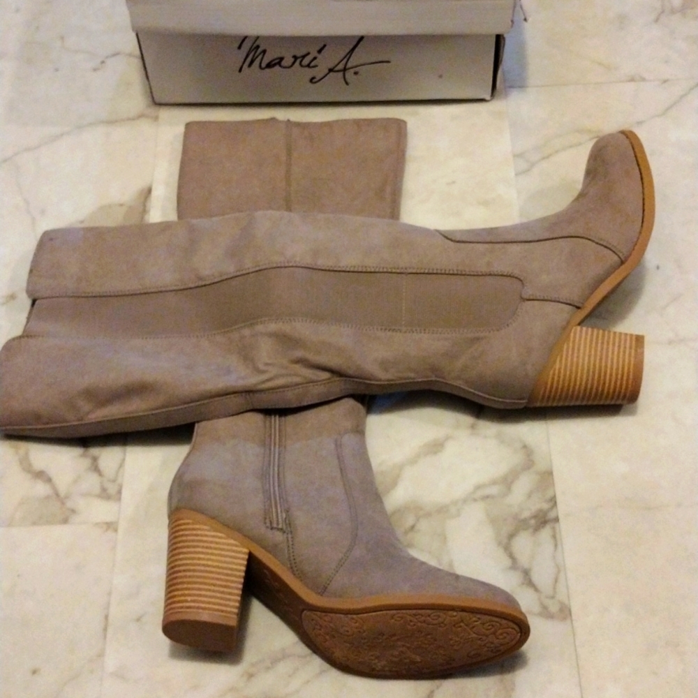 Mari A. Heeled faux suede boots.